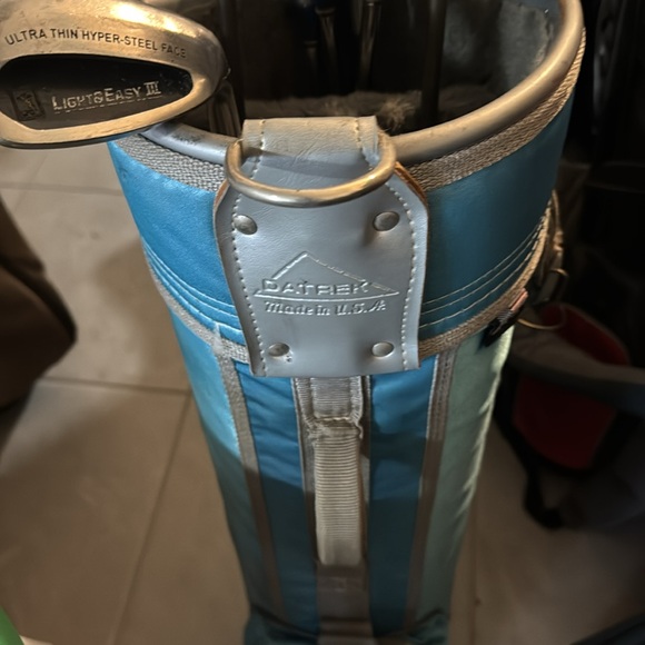 womans golf set 10 pc in right hand 
Graphite shafts in L - Picture 13 of 15